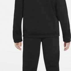 Nike Sportswear Futura Trainingspak Unisex - Maat 152 L-152/158 13 Nike Sportswear Futura Trainingspak Unisex - Maat 152 L-152/158 -Nike winkel 404x840 1