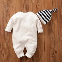 NezR Newborn - Baby Kleding Jongens - Baby Kleding Meisjes - Baby Cadeau - Kraam Cadeau - Romper Set - Babyshower Cadeau Setje - 0-3 Maanden -Nike winkel 550x550 172
