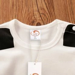 NezR Newborn - Baby Kleding Jongens - Baby Kleding Meisjes - Baby Cadeau - Kraam Cadeau - Romper Set - Babyshower Cadeau Setje - 0-3 Maanden -Nike winkel 550x550 174