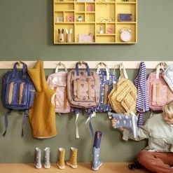 Fresk Kinderrugzak / Rugtas / Schooltas Meisje - Fresk - 6 Liter - Vegan - Roze -Nike winkel 550x550 193