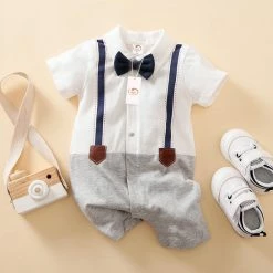NezR Newborn - Baby Kleding Jongens - Baby Kleding Meisjes - Baby Cadeau - Kraam Cadeau - Romper Set - Babyshower Cadeau Setje Met Strikje 0-3 Maanden