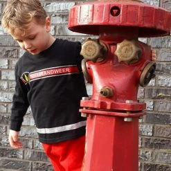 Fun2Wear - Pyjama Brandweer - Zwart - Maat 104 - Jongens -Nike winkel 550x550 519