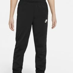 Nike Sportswear Futura Trainingspak Unisex - Maat 152 L-152/158 18 Nike Sportswear Futura Trainingspak Unisex - Maat 152 L-152/158 -Nike winkel 550x630