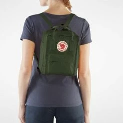 Fjallraven Fjällräven Kånken Mini Unisex Rugzak - Forest Green 27 Fjallraven Fjällräven Kånken Mini Unisex Rugzak - Forest Green -Nike winkel 550x640 7